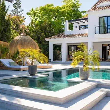 Moderna De Lujo Con Jardin Privado Y Piscina En - Es-175-34 Marbella