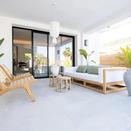Moderna De Lujo Con Jardin Privado Y Piscina En - Es-175-34 Villa Marbella